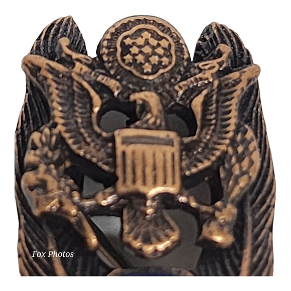Vintage U.S. Army Bronze 15 Year Service Pin National Guard Eagle Lapel Pin - Picture 2 of 4